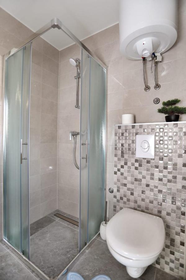 Studio apartman Mihaella Kaštela Esterno foto
