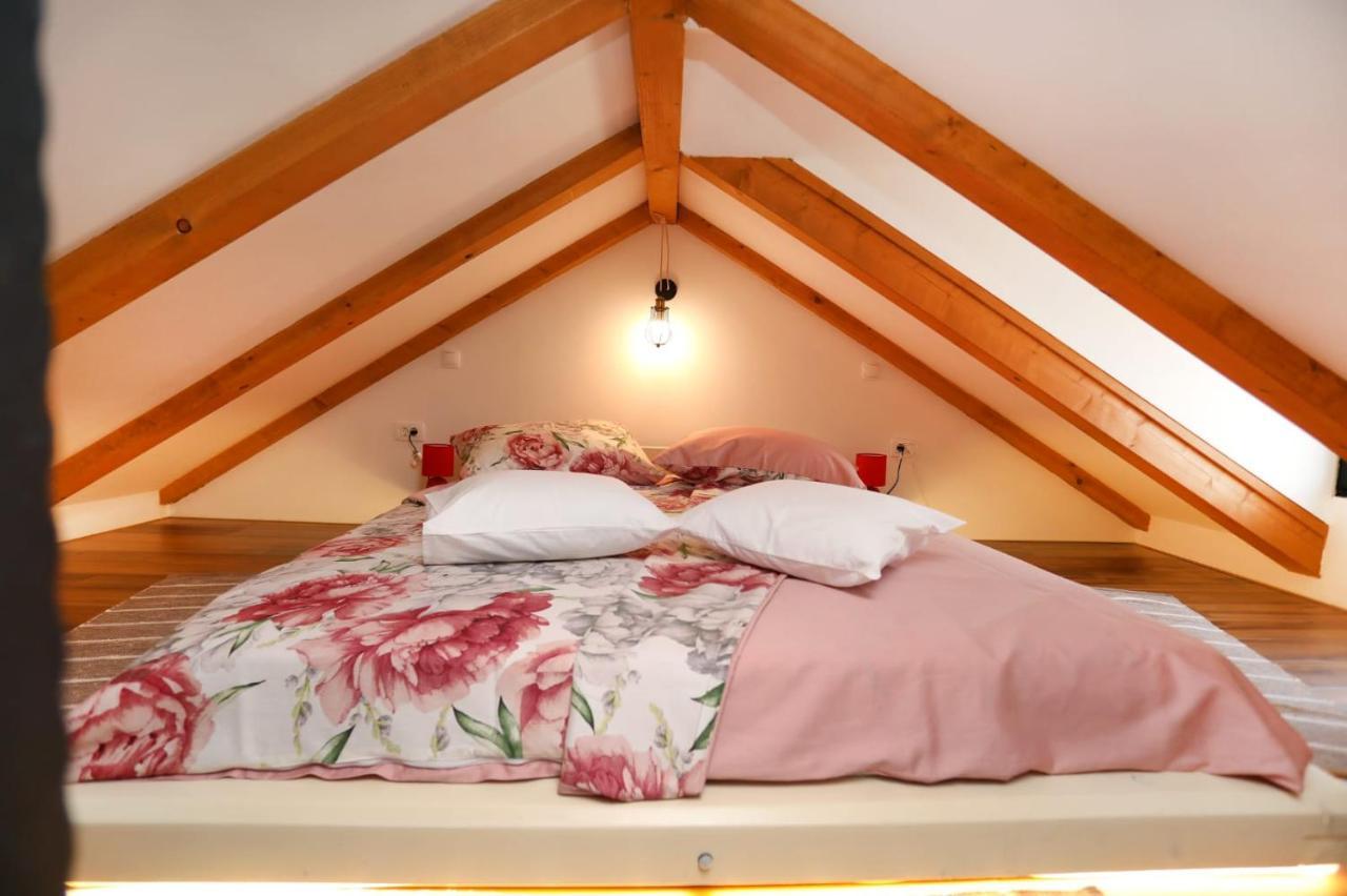 Studio apartman Mihaella Kaštela Esterno foto